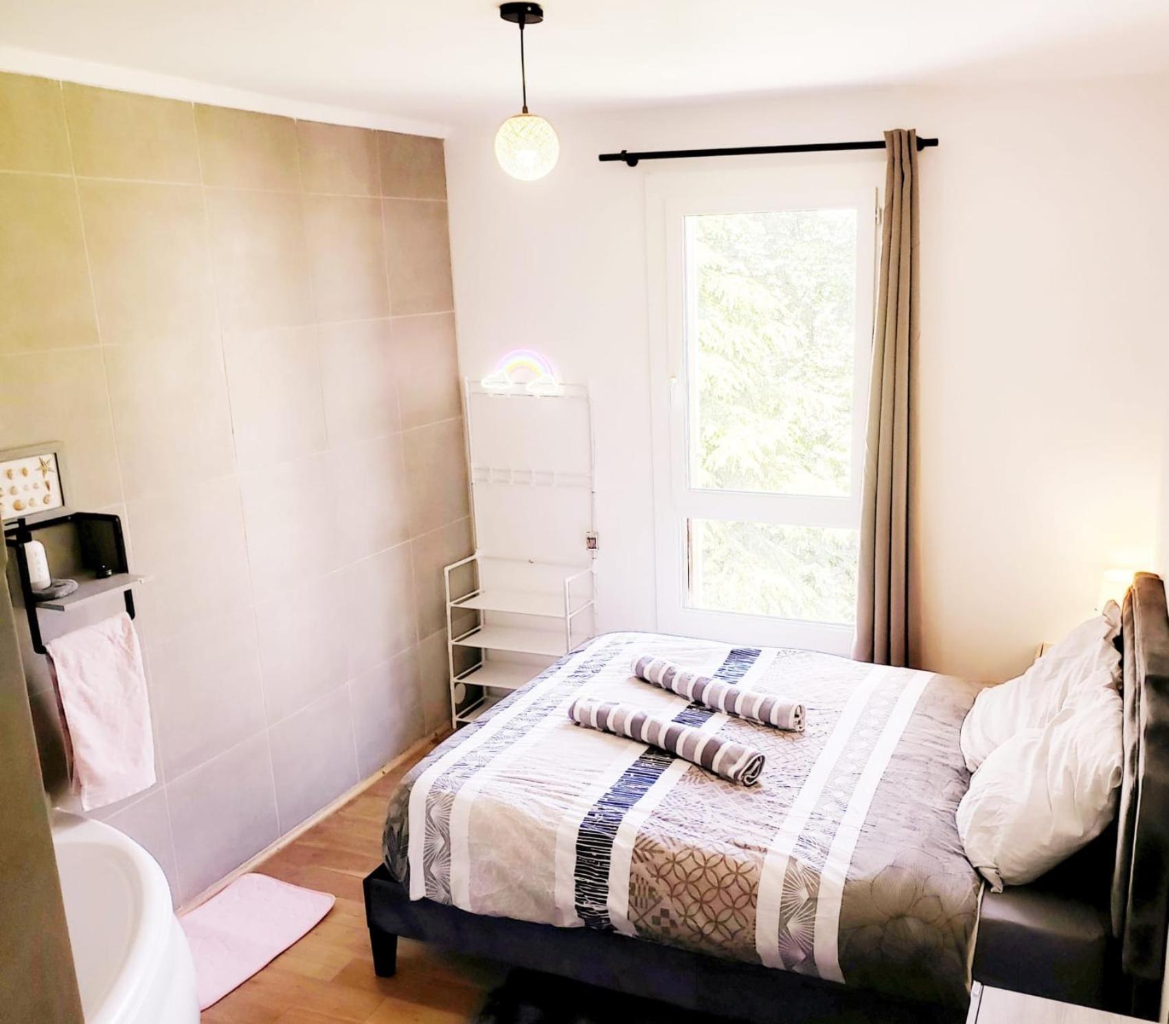 Air-Conditioned Residential Suite From 1 To 6 - Bathtubs In Rooms - Wifi - Kitchen - Laundry - Self-Arrival - Parking Avignon Luaran gambar
